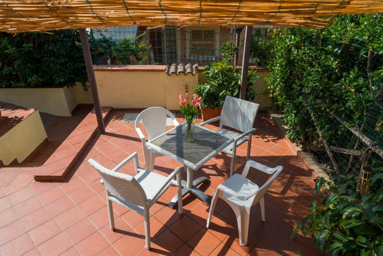 Bed & Breakfast Hotel California Terracina Exterior photo